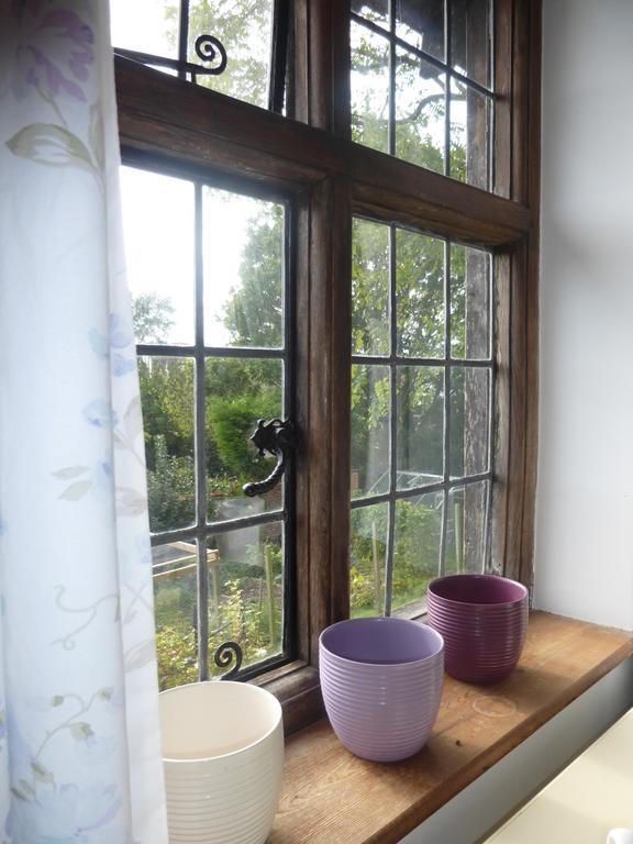 Strawberry Cottage B&B Hedge End Oda fotoğraf
