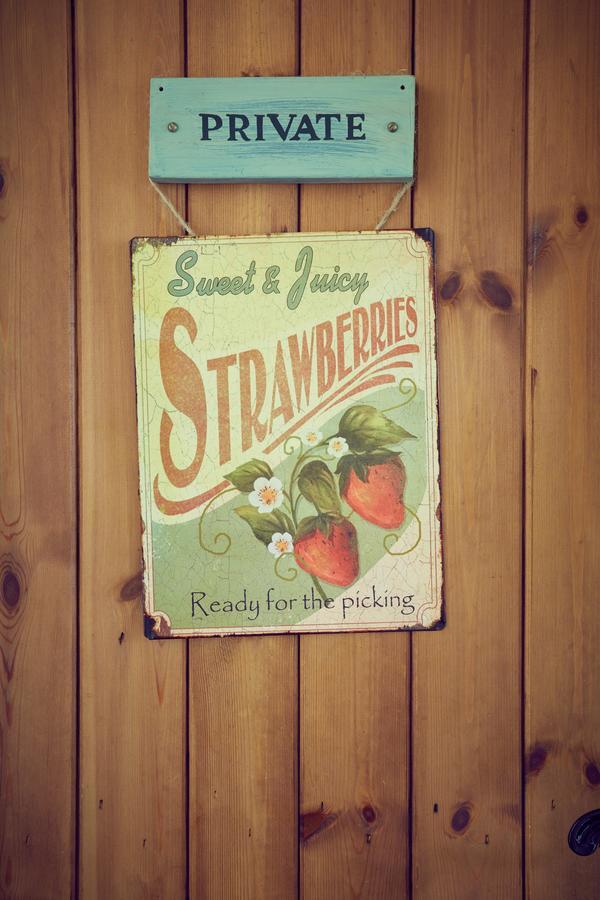 Strawberry Cottage B&B Hedge End Dış mekan fotoğraf